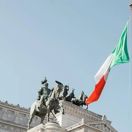公寓 Peaceful In Piazza Venezia's Alleys