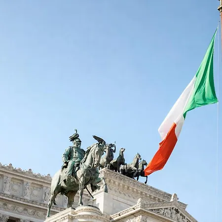 Peaceful In Piazza Venezia's Alleys Lejlighed *