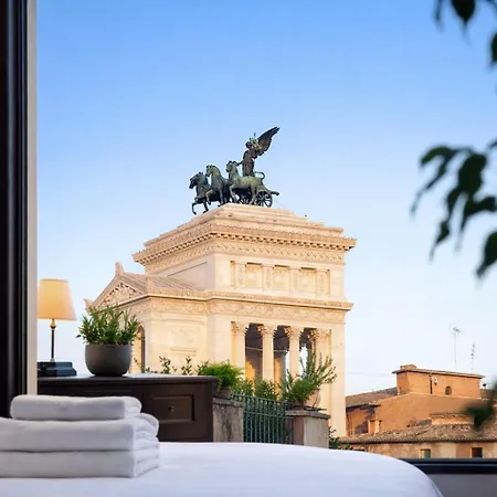 Lejlighed Peaceful In Piazza Venezia's Alleys