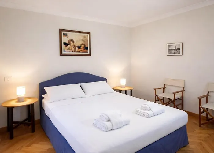 Apartamento Peaceful In Piazza Venezia's Alleys
